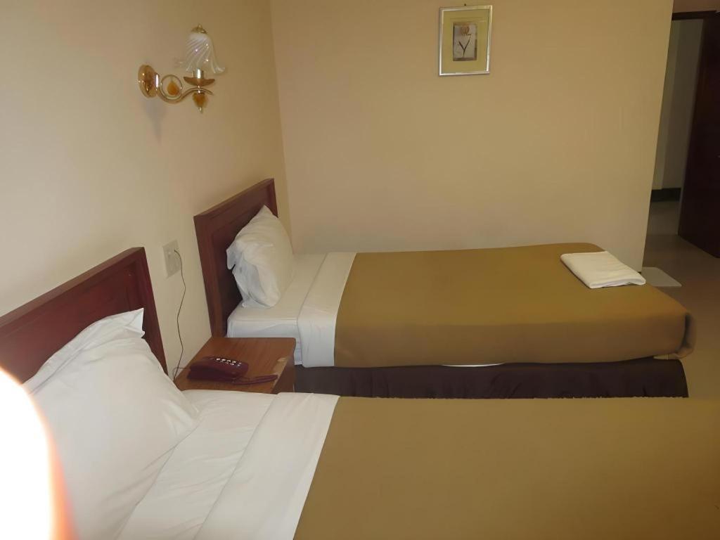 Chaleunehoung Hotel Вьентьян Экстерьер фото