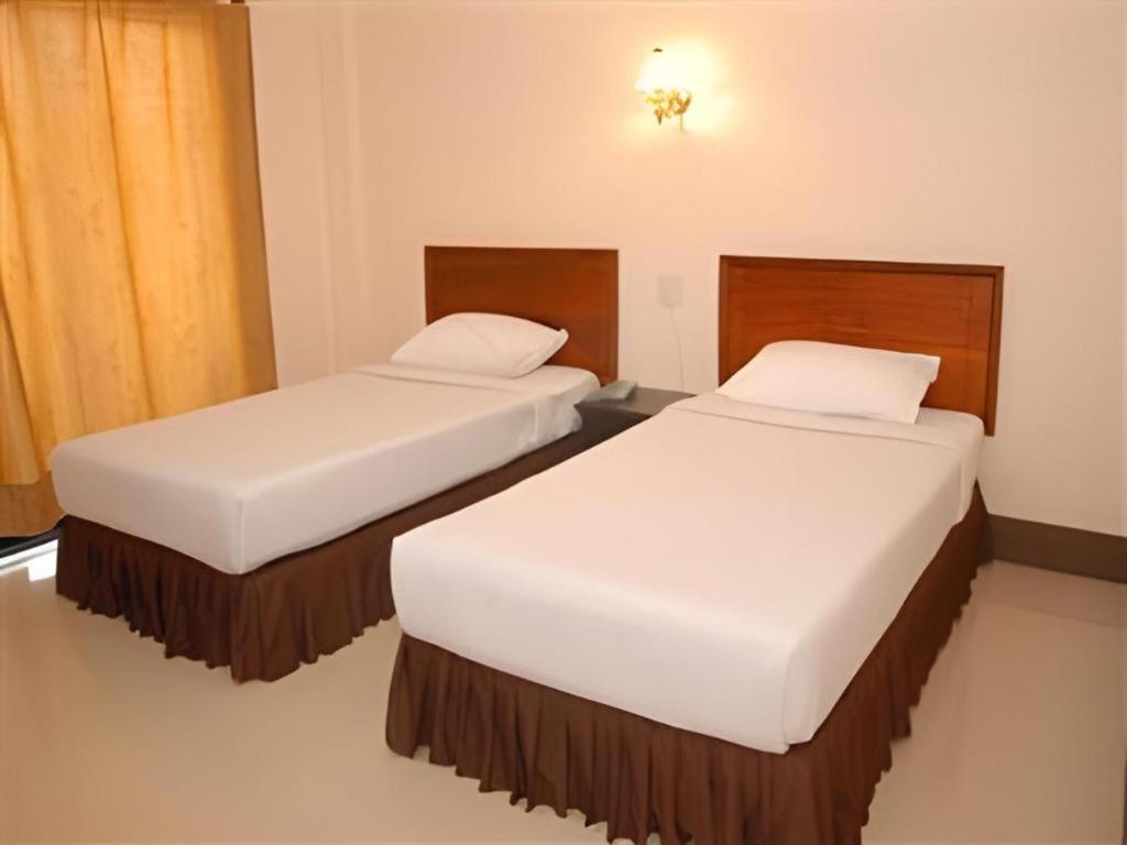 Chaleunehoung Hotel Вьентьян Экстерьер фото