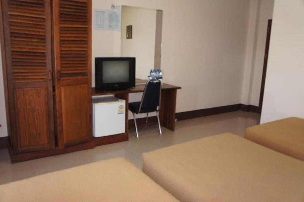 Chaleunehoung Hotel Вьентьян Экстерьер фото